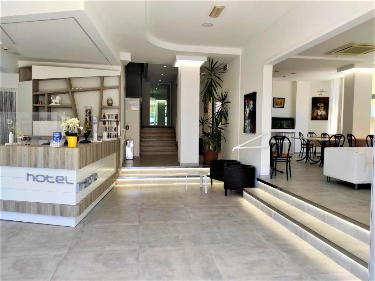 Hotel Madrid Rimini Luaran gambar